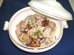 あさりのワイン蒸し