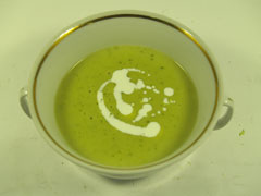 春のグリーンスープ