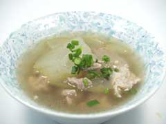 冬瓜と豚肉のあっさりスープ