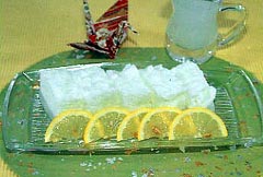 淡雪羊羹レモンソースかけ
