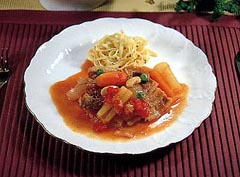 豚バラ肉と白いんげんのトマト煮