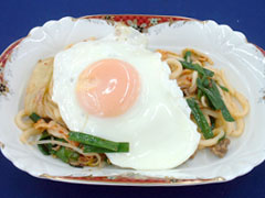 ビビンバ風ピリ辛焼うどん