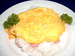 オムレツとハムのバターしょうゆご飯