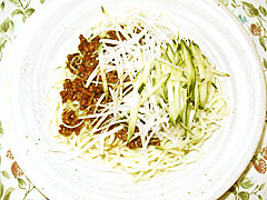 ジャージャー麺
