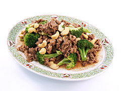 牛肉とブロッコリーのカシューナッツ炒め