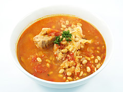 大豆と豚バラのあっさりトマト煮込み