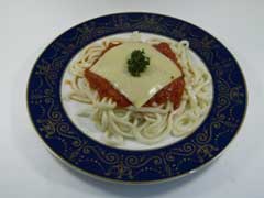 うどんパスタ・イタリアンソースかけ