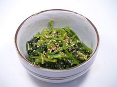 春菊とほうれん草の胡麻酢和え