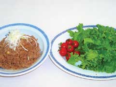 肉味噌レタス巻き