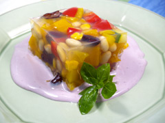 夏野菜と豆の寒天寄せ