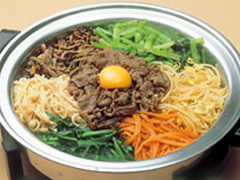 具だくさん鍋焼きビビンバ