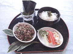 牛肉とサラダの手巻き寿司