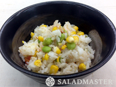 夏の彩り炊き込みご飯