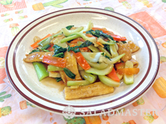 チンゲン菜と高野豆腐の中華風炒め