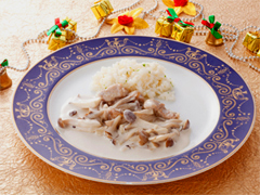 きのことひれ肉のストロガノフとリゾット