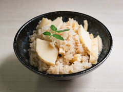 たけのこの炊きおこわ